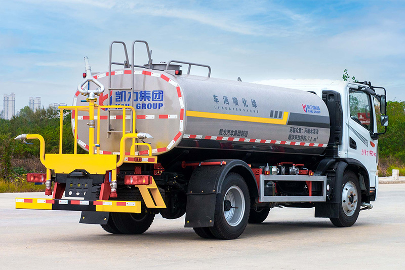 华神T3洒水车 9.3方