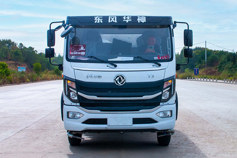 华神T3洒水车 9.3方