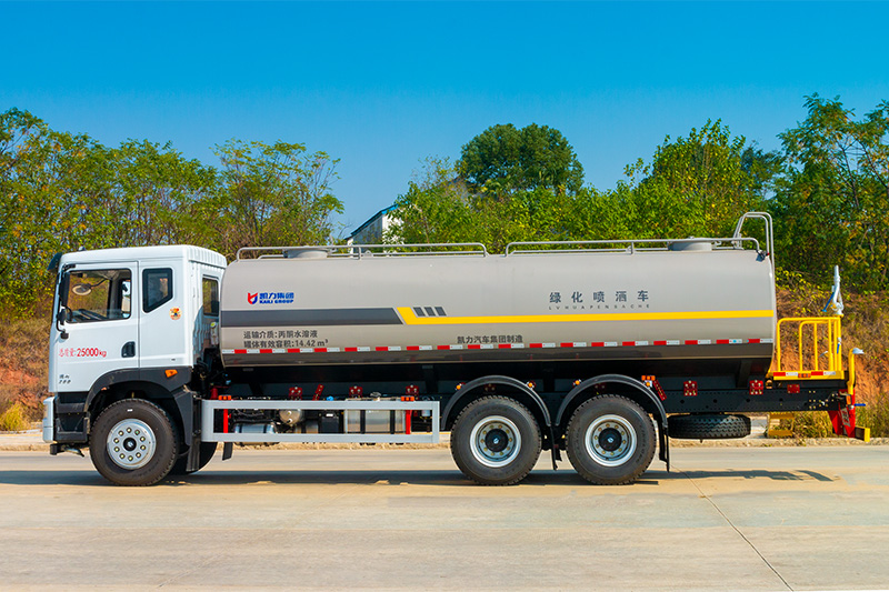 华神T5 后双桥洒水车 19方